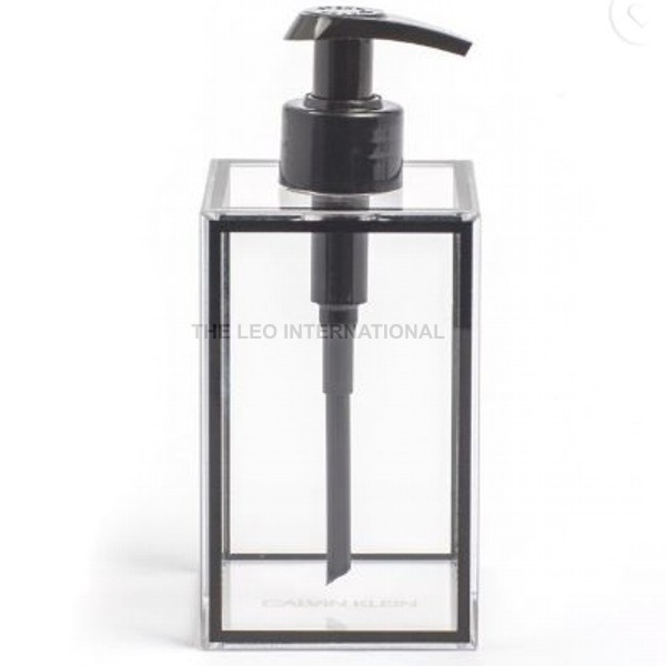 Customized Square Transparent Acrylic Soap & Hand Sanitizer Liquid Bottles Pump-Style Containers for Body Lotions Display