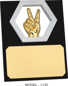 Premium Wooden Metal Momentos Modern Square Shape Recognition Plaque Elegant Desktop Award For Office Success School Achievement - Product Image 2