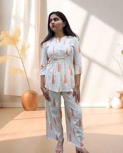 Premium Women White <b>Peach</b> Printed Woven Loose Autumn Casual Dress Pintuck Tunic <b>Top</b> with Matching Natural Waist Wide Leg Pants - Product Image 1