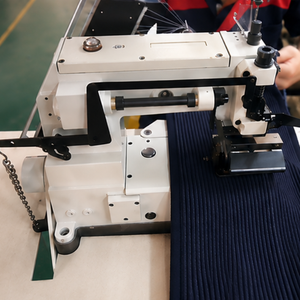 VMA Machine à coudre industrielle 12 aiguilles avec commande de pied presseur et de levage pour coupe-fil, idéale pour l'habillement - Product Image 3
