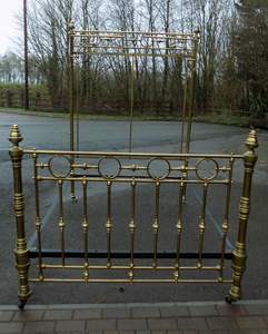 <b>Vintage</b> Brass <b>Bed</b> Frame With Elegant Curves Providing Royal Bedroom Furniture Look Strong Build And Lasting Comfort - Product Image 3