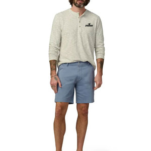 Camisa Henley cómoda con tela flexible y corte relajado para uso casual, camisa Henley de calidad premium. - Product Image 4