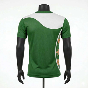 Camiseta de Manga Corta con Cuello Redondo y Estampado Verde y Blanco para Hombre, de Secado Rápido, Tejida, Deportiva, Corte Regular - Product Image 2