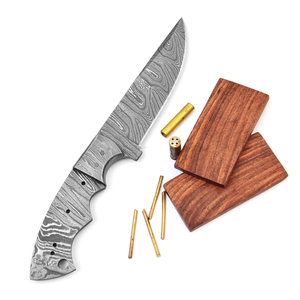 Kit DIY de fabrication de couteaux Damas - Lame vierge en acier Damas forgé à la main avec manche pleine longueur, étui en cuir et kit de broches en laiton - Vente en gros OEM - Product Image 5