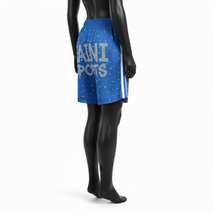 Shorts deportivos transpirables de poliéster para mujer, color azul con paneles laterales blancos, logotipo con pedrería brillante y transferencia térmica. - Product Image 5