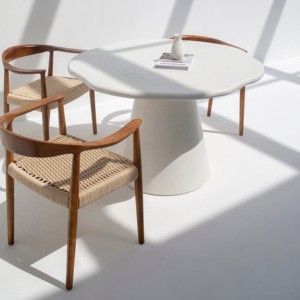 Mesa de Comedor Irregular de Microhormigón Vandana Aureo Arion con Diseño Moderno - Product Image 5