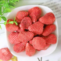 Gefreeze-droogde (FD) zoete hele aardbeien Da Lat Vietnam, hoge kwaliteitscontrole, vacuüm verpakt, kant-en-klaar, 20-35mm fruit