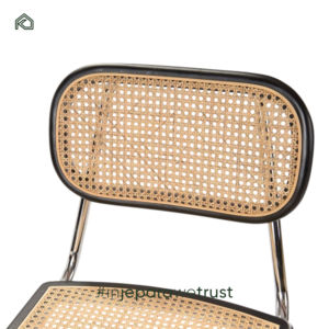 เก้าอี้ดีไซน์ทันสมัย แข็งแรงทนทาน ทำจากไม้ สำหรับร้านอาหาร ร้านกาแฟ ห้องนั่งเล่น อพาร์ทเมนท์ และห้องรับประทานอาหาร - รุ่น Okta - Product Image 4