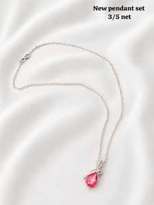 Collier élégant avec pendentif en cristal rose en forme de larme plaqué argent pour femme |   Bijoux de mode minimalistes |   Vêtements légers pour tous les jours | - Product Image 1