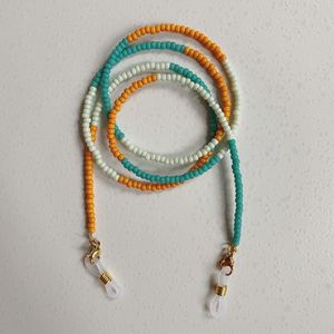 Porte-badge brodé perlé tendance avec cordon pour femmes et filles - Product Image 3