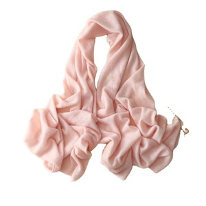 Bufandas Ligeras y Transpirables de Cachemira, Color Sólido, Largas, para Uso Diario de Mujeres, para Todas las Temporadas - Product Image 3
