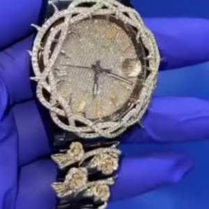 Montre de luxe neuve de haute qualité sertie de diamants de laboratoire incolores pour hommes, prix de gros de la meilleure qualité - Product Image 2