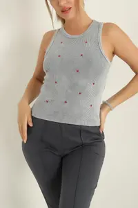 Top Corto Sin Costuras para Mujer, Estilo Deportivo, para Yoga, Gimnasio, Aire Libre, Uso Diario, Personalizable, Liso - Product Image 2