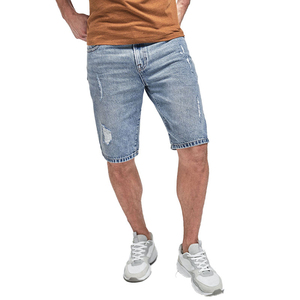 Short en jean déchiré brodé vintage pour homme – Style décontracté et tendance pour l'été - Product Image 3