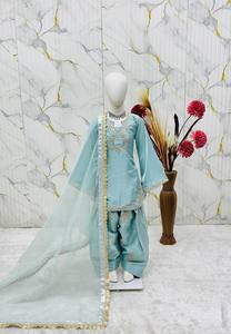 Conjunto de diseñador para fiesta: top, pantalón y dupatta - Product Image 3