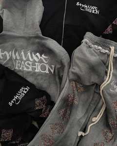 Ensemble sweat à capuche surdimensionné personnalisé avec strass et pantalon de survêtement taille haute vintage ample à jambes larges, ensemble de survêtement orné de strass - Product Image 3