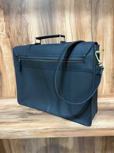 Maletín de Cuero Genuino Negro para Hombre |   Bolso Mensajero para Portátil de Cuero Hecho a Mano |   Maletín de Negocios |   Fabricante OEM ODM - Product Image 3