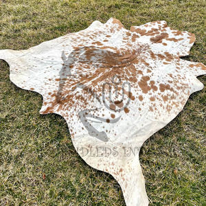 พรมหนังวัวแท้ลายขนสีน้ำตาลขาวแบบบราซิล - Product Image 6