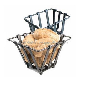 Panier à pain en fer noir écologique moderne Azora Industries avec poignée, taille et forme personnalisées, multifonction, fabriqué en Inde - Product Image 4