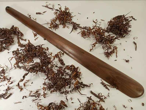 ที่โกยรองเท้าไม้ทำมือขนาด 24 ซม. ลายต้นพลัม ขัดเงา ของขวัญส่วนตัว ราคาถูก สไตล์น่ารัก งานฝีมือธรรมชาติ - Product Image 6