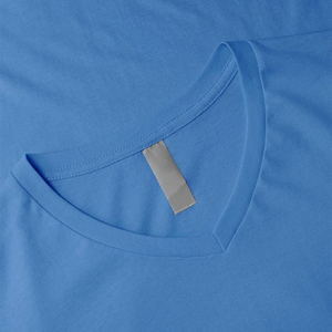 Camisetas de algodón premium transpirables de manga corta para hombre, con cuello en V, para un uso diario cómodo y con estilo. Camisetas de cuello en V para hombre. - Product Image 3