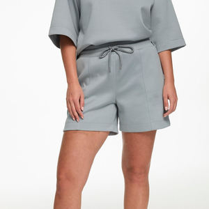 Vente en gros : Ensemble T-shirt court et short en molleton 100% coton, coupe oversize à épaules tombantes et manches courtes, avec poches latérales, personnalisable avec votre logo, pour femme - Product Image 4