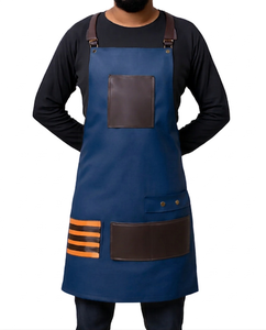 ผ้ากันเปื้อนและผ้าคลุมตัดผมสีแดงสำหรับร้านทำผม พิมพ์ลายแบบใหม่ด้วยความร้อนบน PVC สวมใส่สบาย พร้อมโลโก้สั่งทำได้ - Product Image 2