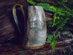 Mejora tus Bebidas con el Vaso de Cuerno de Búfalo Vikingo, Taza de Cerveza de Cuerno Natural con Ágata, a Bajo Precio - Product Image 6