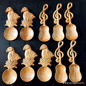 ช้อนไม้พะยูงลายแกะสลักหลากหลายแบบ ช้อนไม้ทำมือ ช้อนสั่งทำ ช้อนเสิร์ฟ ของขวัญไม้ ช้อนไม้ธรรมชาติ ภาชนะบนโต๊ะอาหาร - Product Image 6