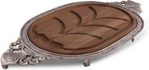 La mejor bandeja de servicio de madera rectangular con asas de metal Color y tamaño personalizados aceptados para uso en bar de restaurante de hotel - Product Image 3