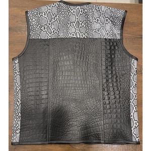 Gilet de moto en cuir véritable de vachette gaufré crocodile pour homme, imprimé python noir, fermeture éclair sur le devant - Product Image 2