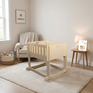Lit bébé en contreplaqué de pin américain, bords lisses, design simple, plusieurs options de couleurs, adapté aux enfants de 0 à 3 ans. - Product Image 5