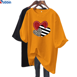 Camiseta de Mujer a Precio Económico con Logotipo Personalizado al por Mayor, Camisetas de Mujer Extra Grandes con Estampado de Amor de Verano, Cuello Redondo Holgado, Top de Mujer - Product Image 1
