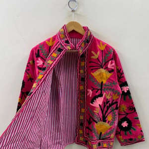 Veste en velours brodée de style indien Suzani, robe kimono unisexe d'hiver |   Veste coupe-vent pour demoiselle d'honneur, cadeau pour l'hiver - Product Image 4