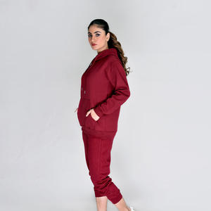 Ensemble de survêtement personnalisé pour femme : sweat à capuche à manches longues et pantalon de jogging, style streetwear décontracté - Product Image 4