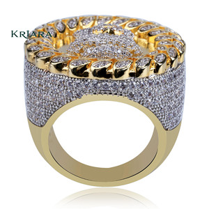 Anillo con Rostro de Jesús en Oro de 18K para Hombre, Joyería Religiosa con Diamantes Cultivados en Laboratorio con Corte Brillante Redondo - Product Image 4