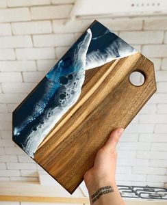 Planche à découper en bois de luxe avec incrustation en résine, planche à découper en bois dur naturel, plateau de service pour fromage et boucher - Product Image 6