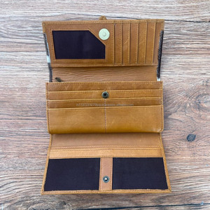 Portefeuille en cuir de fourrure fait à la main pour femmes, pochette en cuir marron et marron - Product Image 6