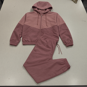 OEM Custom Logo Woven Blank Nylon Windbreaker Jacket and Pant Two Piece Set Men's Windbreaker Tracksuit FOr Winter Season - Product Image 2