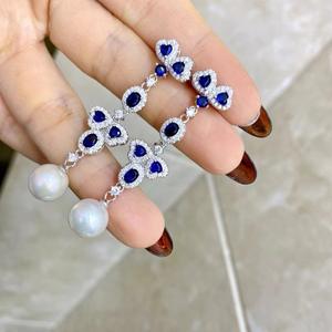 Pendientes Colgantes de Plata de Ley S925 con Perlas Naturales Verde Pavo Real de 9-10 mm, Chapados en Oro, Caja de Regalo de Lujo, Venta al por Mayor del Fabricante - Product Image 2