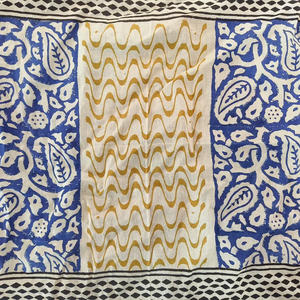 ผ้าพันคอผ้าฝ้ายทำมือลายพิมพ์บล็อกลายดอกไม้สไตล์ชาติพันธุ์จาก Naaz Textile ชุดผ้าพันคอและผ้าผูกคอ เนื้อผ้านุ่มสบายผิว เหมาะสำหรับฤดูร้อน - Product Image 1