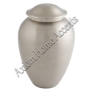 Urne funéraire sophistiquée en aluminium présentant des détails complexes fabriqués à la main souvenir commémoratif par Axiom Home Accents - Product Image 4