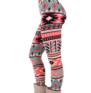 Prix d'usine, leggings de yoga personnalisés ODM de haute qualité, spandex/nylon, taille haute, extensibles dans quatre directions, respirants, écologiques - Product Image 2