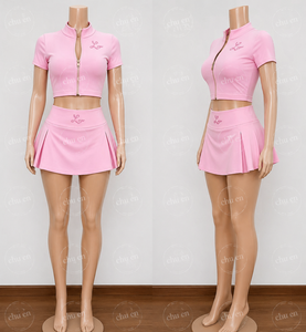 <span class=keywords><strong>Ensemble</strong></span> 3 pièces personnalisé avec logo pour femme : <span class=keywords><strong>haut</strong></span> court zippé à manches courtes, mini-<span class=keywords><strong>jupe</strong></span> plissée <span class=keywords><strong>et</strong></span> bandeau – Vente <span class=keywords><strong>en</strong></span> gros - Product Image 2