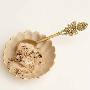 Juego de cubiertos más demandado con mangos de rosa, perfecto para cocinas modernas, comedores clásicos y entornos profesionales. - Product Image 5