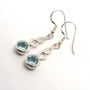 Pendientes Cruzados de Topacio Azul Cielo Natural, Plata de Ley 925, Regalo de Piedra de Nacimiento de Diciembre para Ella, Aniversario - Product Image 3