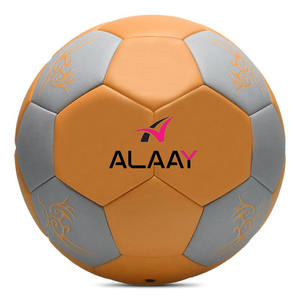 ลูกฟุตบอลสีเหลืองดีไซน์ใหม่ ขนาด 5 สำหรับการแข่งขัน ขนาด 4 สำหรับฟุตซอล ผลิตจากวัสดุ PU แบบเชื่อมด้วยความร้อน - Product Image 6