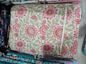 Housse pour ordinateur portable en coton artisanale, 14 pouces, matelassée, douce, protectrice, tissu écologique, fabricant en gros - Product Image 3