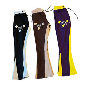 Conjunto Deportivo de Algodón 100% de Alta Calidad con Estampado Urbano y Pantalones Acampanados – Atuendo Urbano de Dos Piezas Personalizado Premium - Product Image 2