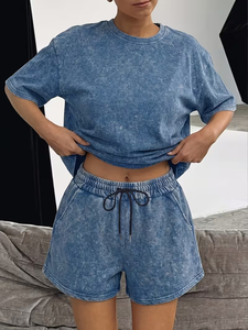 Conjunto de 2 piezas lavado para mujer: Top de manga corta regular y shorts con cintura elástica y cordón, estilo vintage sólido, ropa casual de calle. - Product Image 2